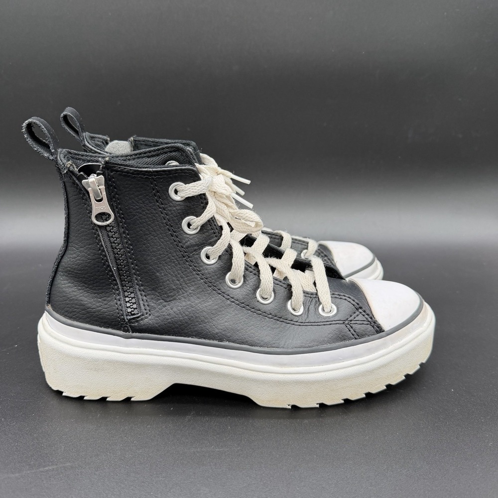 Converse Chuck Taylor Leather Zip Women's Platform Lugged Black Sneakers 4.5